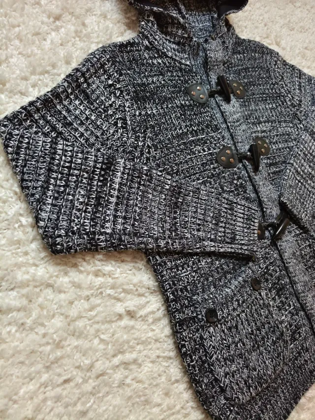 Chaqueta de punto Z-one Talla M con capucha