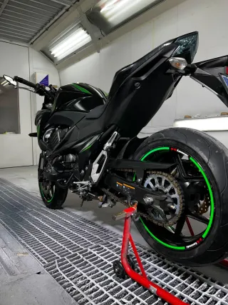 Kawasaki Z800e 2016 Negra y Verde