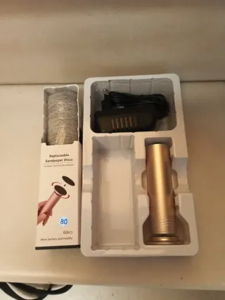 Removedor de callos profesional dorado