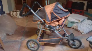 Carrito y transportín de juguete
