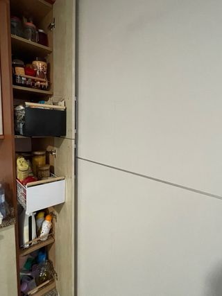 Cocina modular beige y marrón