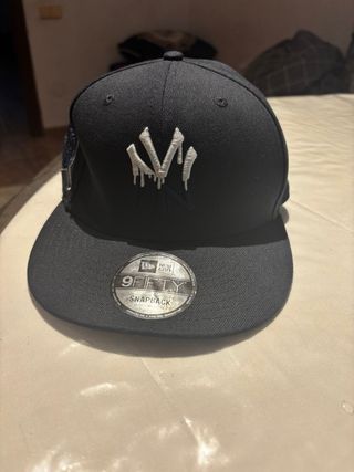 impecable New Era snapback ajustable