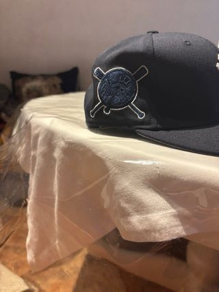 impecable New Era snapback ajustable