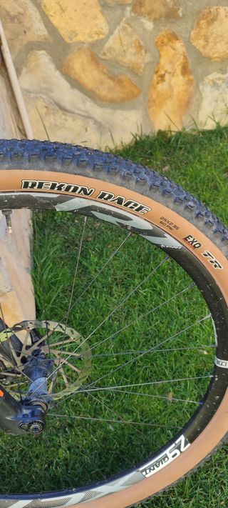 BICICLETA GIANT MTB/BTT  FULL CARBON TALLA S