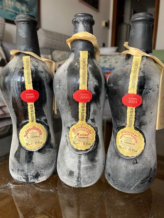 Collezione 3 bottiglie vino vuote G. Troglia