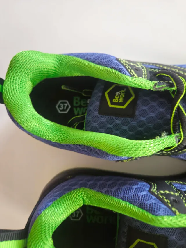 Zapatos de trabajo Beswork azules y verdes