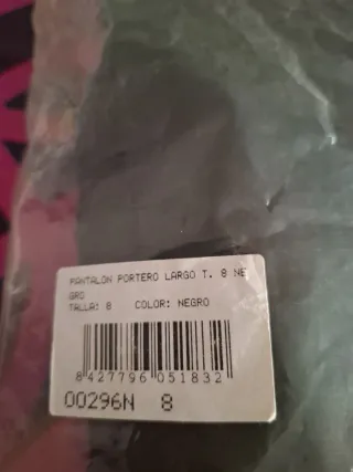 Pantalón portero acolchado Talla 8 sin estrenar