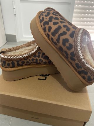 UGG mujer leopardo plataforma