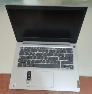 Portátil Lenovo Ideapad 3 i5