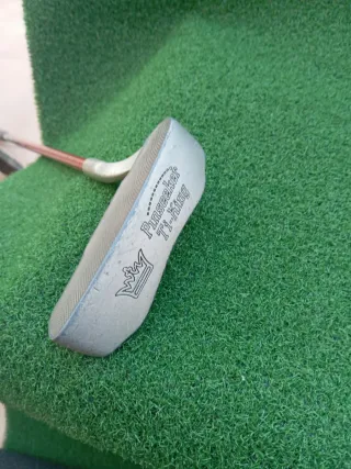 Putter Pinseeker  ti-King palo de golf