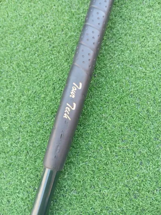 Putter Pinseeker  ti-King palo de golf