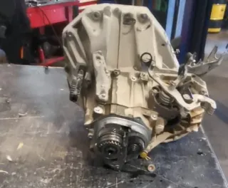 Caja de cambios Renault Clio IV