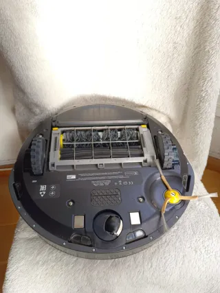 Roomba 696 utilizado