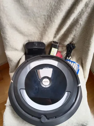 Roomba 696 utilizado