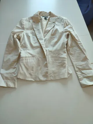 Chaqueta Beige