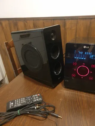 Stereo LG Nero