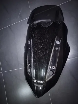 Cúpula Kymco Xciting 400i,o  Cambio por baúl 46L