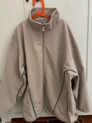 Chaqueta Nike Vintage Beige