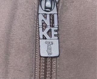 Chaqueta Nike Vintage Beige