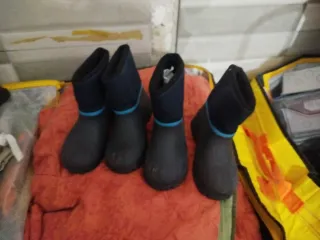 Botas de Nieve para Niño Talla 28 29 precio unidad