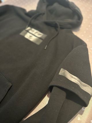 Sudadera Mona Lisa Pull&Bear Negra