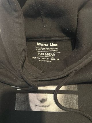 Sudadera Mona Lisa Pull&Bear Negra