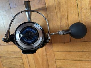 Carrete Daiwa Saltiga BJ4000