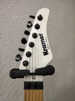 Guitarra Eléctrica Kramer Blanca