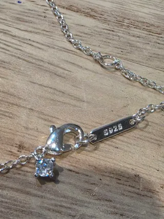 Collar Doble Corazón Plata y Rojo