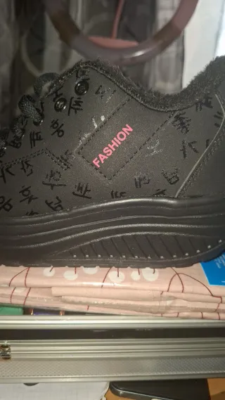 Zapatillas borreguito negras