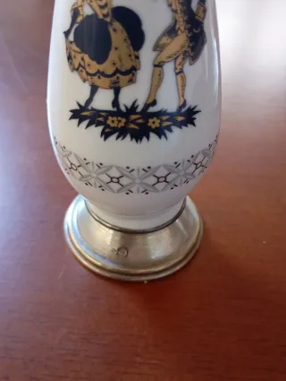 Tres piezas de porcelana vintage