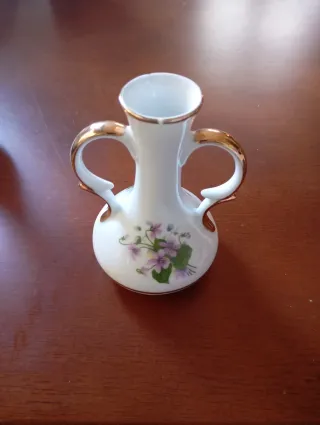 Tres piezas de porcelana vintage