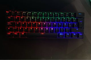 Teclado Mecánico (red switches)