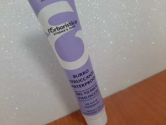 Burro Struccante Waterproof L'Erboristica
