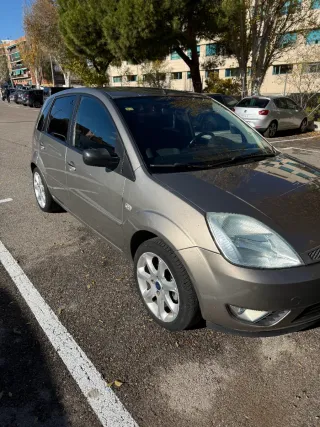 Ford Fiesta 2004