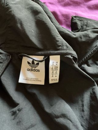 Cazadora cortavientos Adidas Talla M