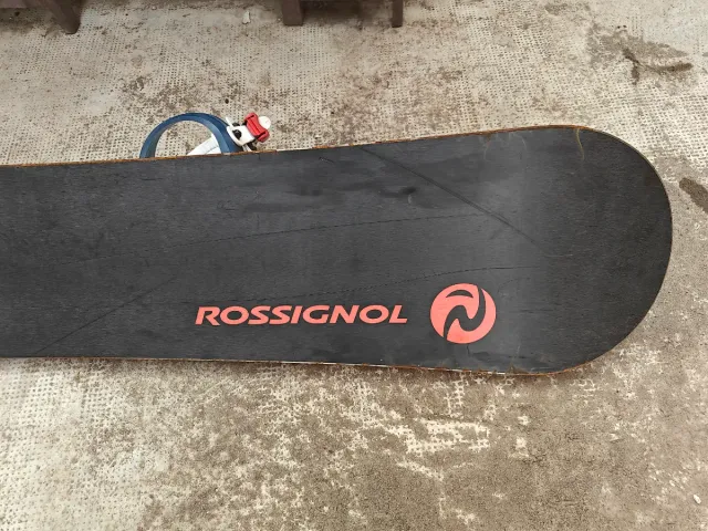 Tabla de Snowboard Rossignol Roja