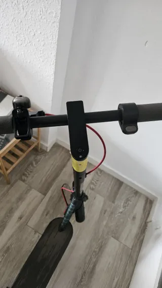 Patinete Eléctrico Xiaomi Scooter 4 + Cargador