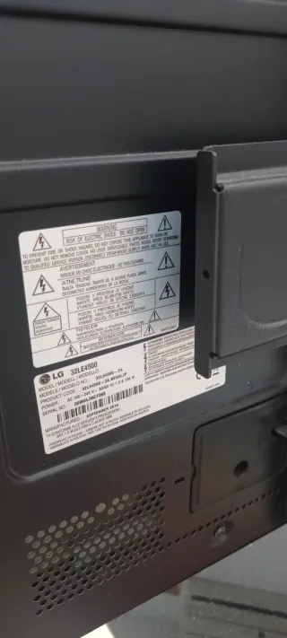 Televisor LG 32" Negro