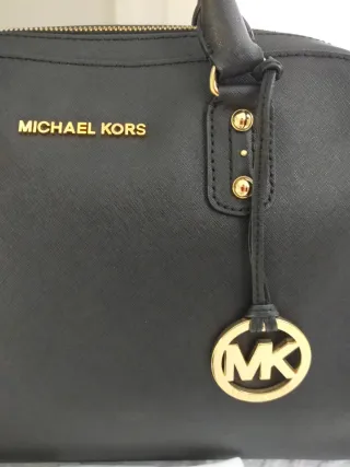 Bolso Michael Kors Negro Mano y Hombro
