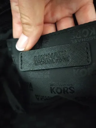 Bolso Michael Kors Negro Mano y Hombro