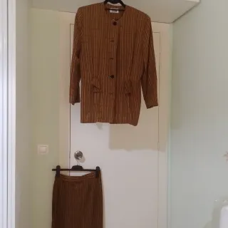 Original traje chaqueta y falda T40 tabaco