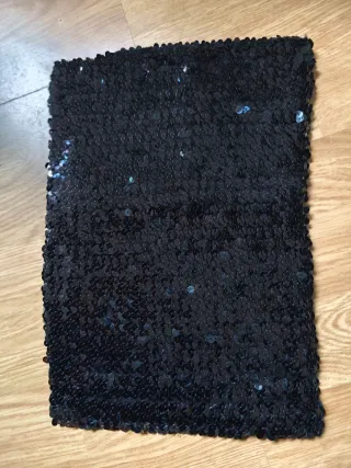 Top negro lentejuelas