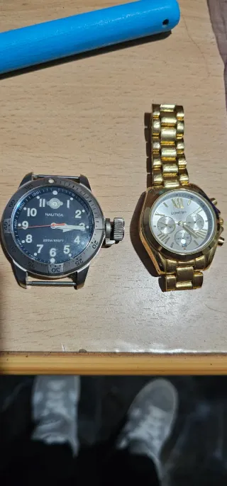 Reloj Nautica Negro y Dorado