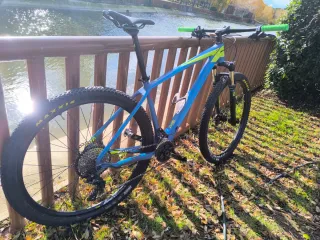 MTB Cube Reaction PRO Carbono