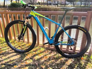 MTB Cube Reaction PRO Carbono