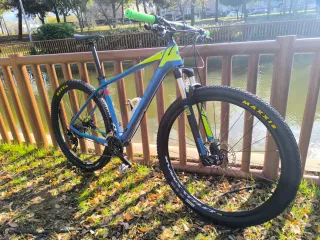 MTB Cube Reaction PRO Carbono