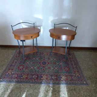 Coppia comodini/tavolini vintage legno e ferro