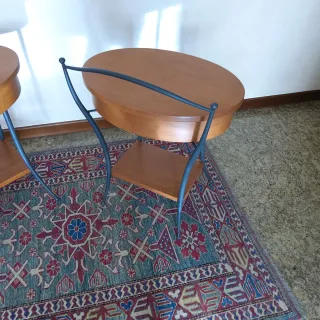 Coppia comodini/tavolini vintage legno e ferro