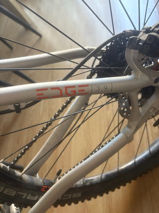 Bicicleta MTB Lapierre Edge 3.9 29”. Talla M.